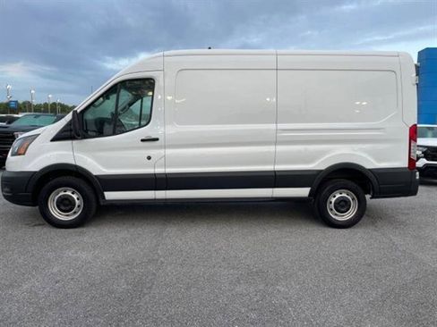 Used 2023 Ford Transit 150 Medium Roof image 4