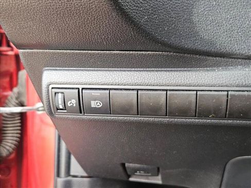 Used 2021 Toyota Corolla LE FWD image 12