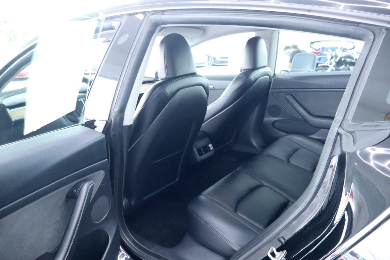 Used 2023 Tesla Model 3 Standard Range RWD image 28