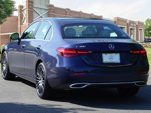 Used 2025 Mercedes-Benz C 300 Sedan image 7