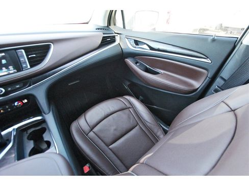 Used 2018 Buick Enclave Avenir w/ Avenir Technology Package image 12