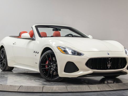 Used 2018 Maserati GranTurismo Sport image 26