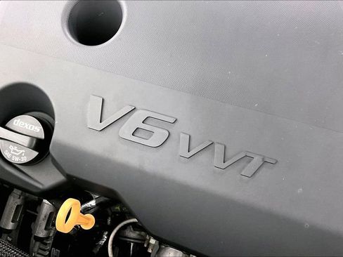 Used 2018 Chevrolet Traverse High Country image 42