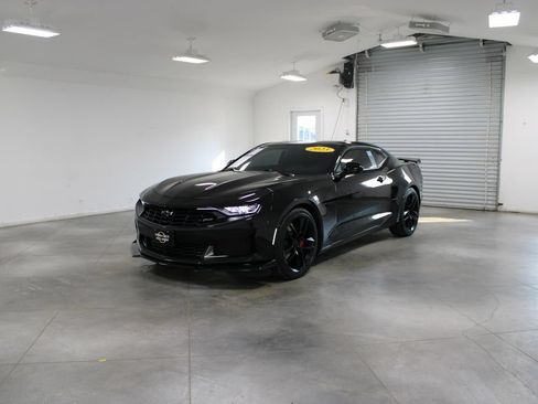 Used 2023 Chevrolet Camaro LT w/ RS Package RWD image 4