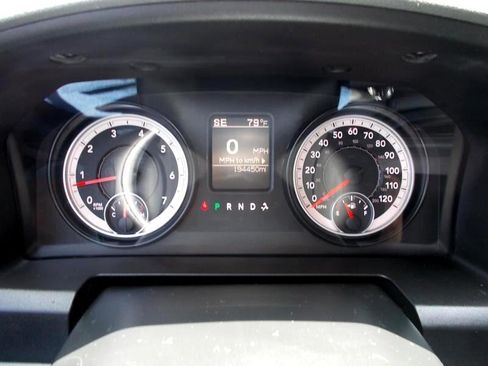 Used 2014 RAM 1500 Express image 33