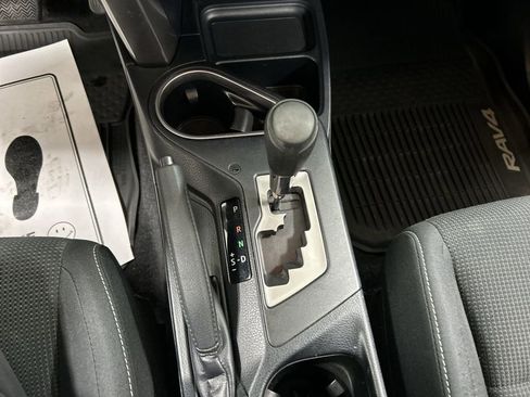 Used 2018 Toyota RAV4 XLE w/ Plus Extra Value Package image 17