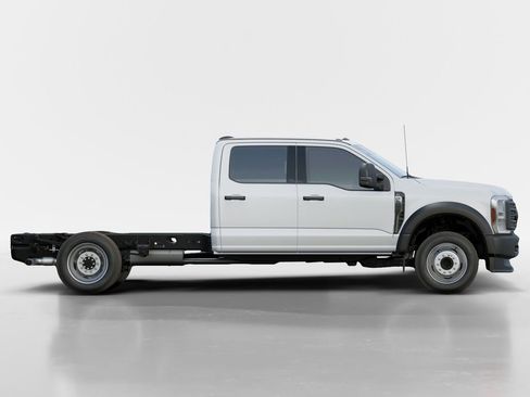 New 2025 Ford F550 XL image 27
