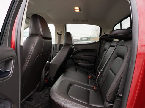 Used 2019 GMC Canyon All Terrain w/ Trailering Package image 18