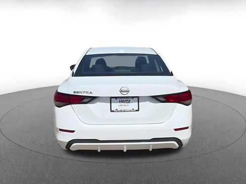 Used 2025 Nissan Sentra SV FWD image 11
