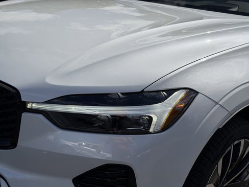 New 2026 Volvo XC60 B5 Ultra w/ Protection Package AWD/4WD image 8