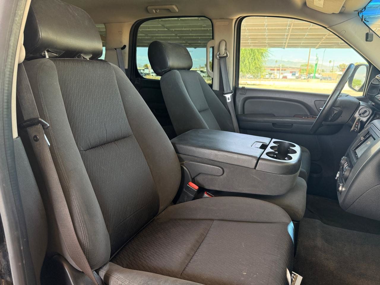 Used 2009 GMC Yukon SLE w/ Convenience Package RWD image 14