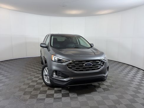Used 2022 Ford Edge SEL w/ Convenience Package image 1