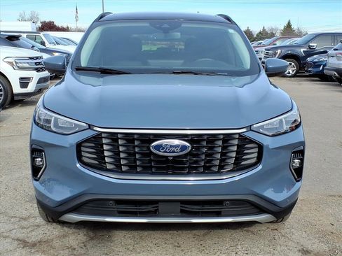 Used 2023 Ford Escape Platinum image 8