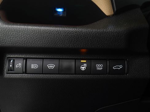 Used 2025 Toyota RAV4 Limited w/ Weather Package image 27