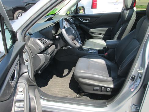 Used 2019 Subaru Forester Touring w/ Popular Package #3 AWD/4WD image 10