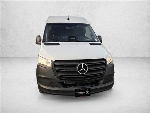 Used 2026 Mercedes-Benz Sprinter 2500 image 2