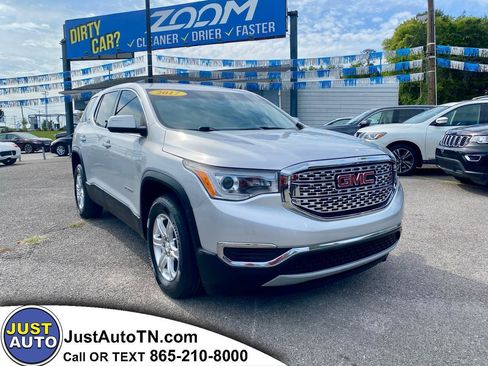 Used 2017 GMC Acadia SLE FWD image 1