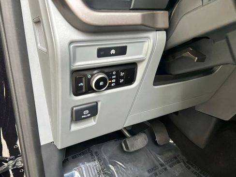 Used 2025 Ford F150 XLT w/ Equipment Group 301A Standard AWD/4WD image 42