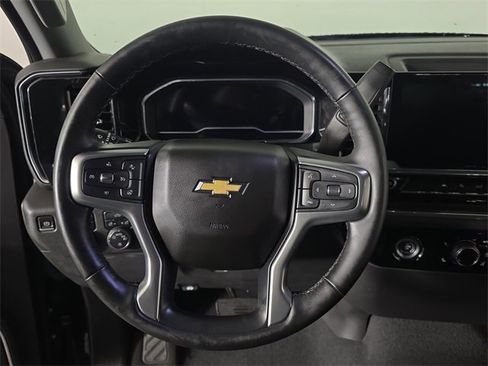 Used 2023 Chevrolet Silverado 1500 LT image 11