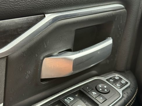 Used 2024 RAM 3500 Big Horn image 30