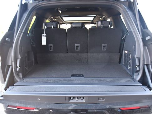 New 2025 Lincoln Navigator Reserve w/ Jet Appearance Package image 21