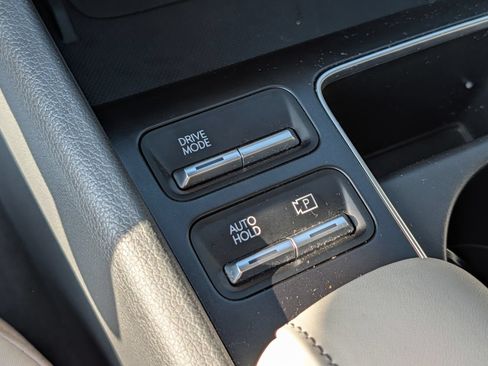 Used 2025 Hyundai Sonata SEL FWD image 12
