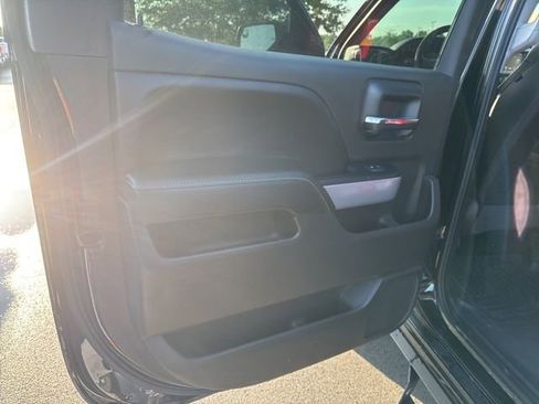 Used 2018 Chevrolet Silverado 1500 LT w/ All Star Edition AWD/4WD image 21