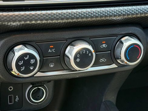 Used 2020 Nissan Kicks S FWD image 19