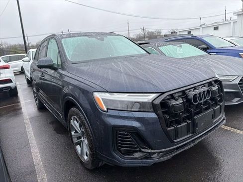 Used 2025 Audi Q7 2.0T Premium Plus w/ Premium Plus Package AWD/4WD image 4