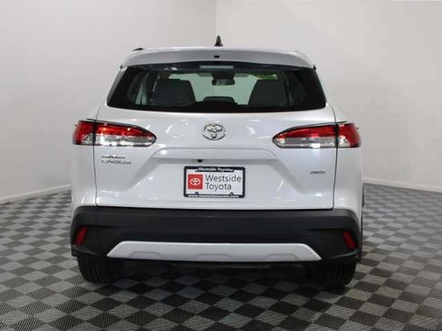 Certified 2024 Toyota Corolla Cross L AWD/4WD image 5