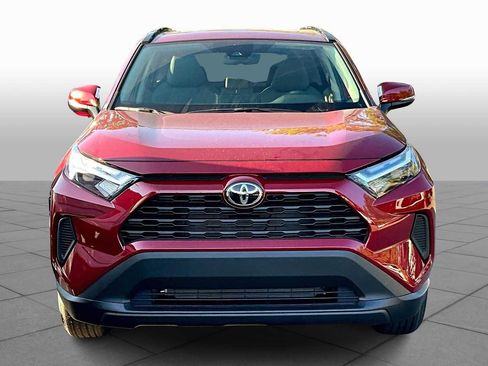 Used 2025 Toyota RAV4 XLE w/ Convenience Package AWD/4WD image 3