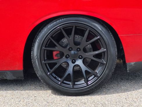 Used 2009 Dodge Challenger R/T RWD image 14