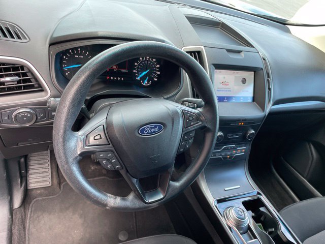 Used 2020 Ford Edge SE FWD image 25