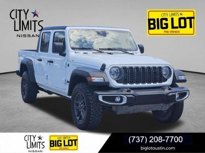 Used 2025 Jeep Gladiator Sport