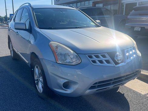 Used 2013 Nissan Rogue SV AWD/4WD image 1
