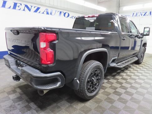 Used 2024 Chevrolet Silverado 2500 LTZ w/ LTZ Plus Package image 4