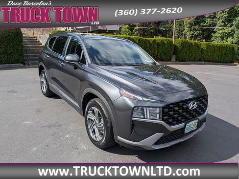 Used 2021 Hyundai Santa Fe SE FWD image 3