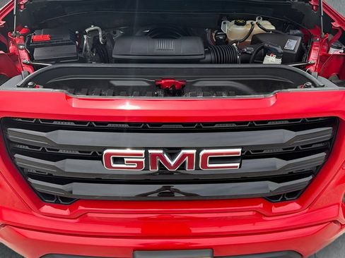 Used 2020 GMC Sierra 1500 Elevation w/ Elevation Value Package RWD image 9