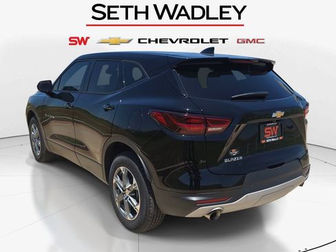 Used 2026 Chevrolet Blazer LT FWD image 5