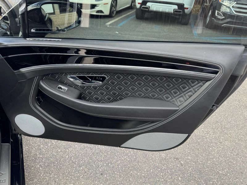 Used 2022 Bentley Continental GT AWD/4WD image 21