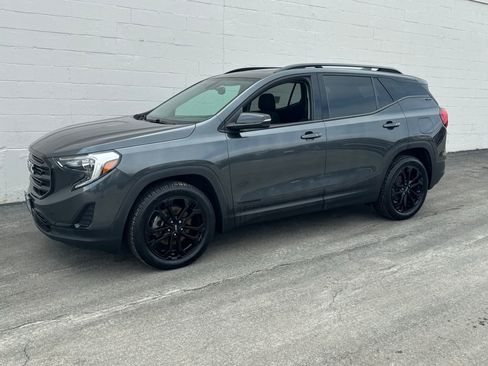 Used 2019 GMC Terrain SLE image 1
