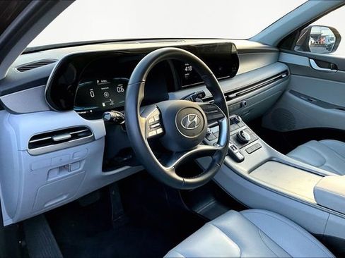 Used 2025 Hyundai Palisade SEL image 12