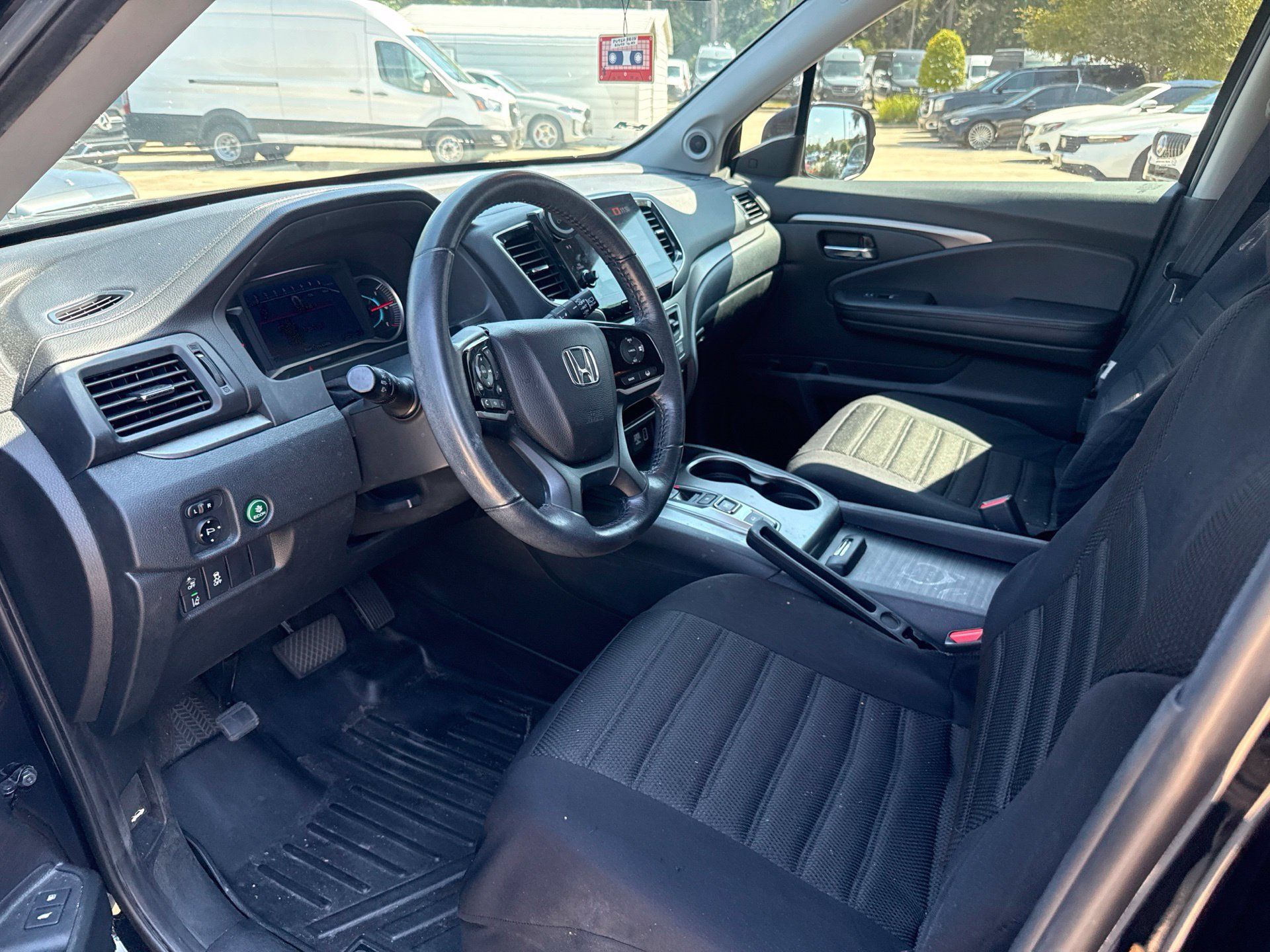 Used 2021 Honda Pilot Special Edition image 9