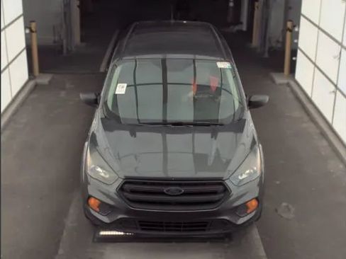 Used 2019 Ford Escape S FWD image 3