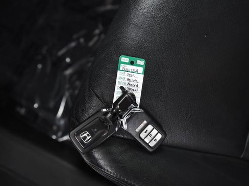 Used 2015 Honda Accord EX-L image 26