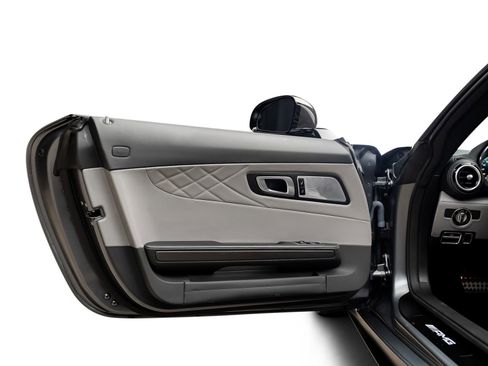 Used 2020 Mercedes-Benz AMG GT C image 59