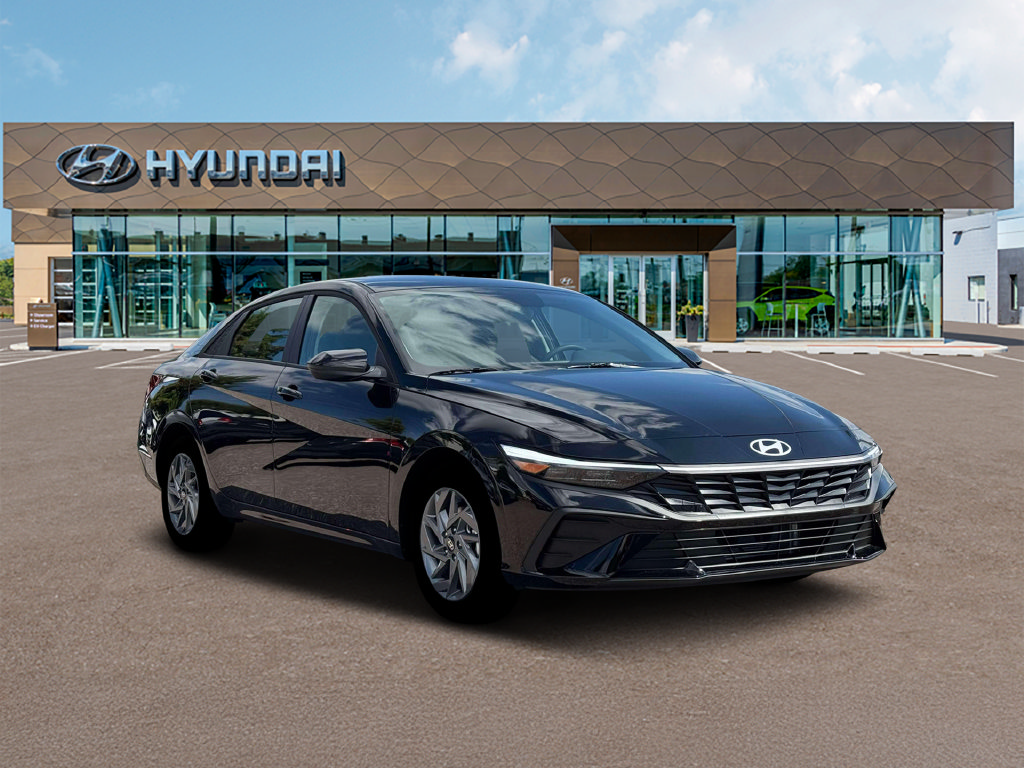 Certified 2026 Hyundai Elantra Hybrid FWD image 11