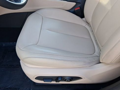 Certified 2023 Jeep Grand Cherokee Limited AWD/4WD image 29