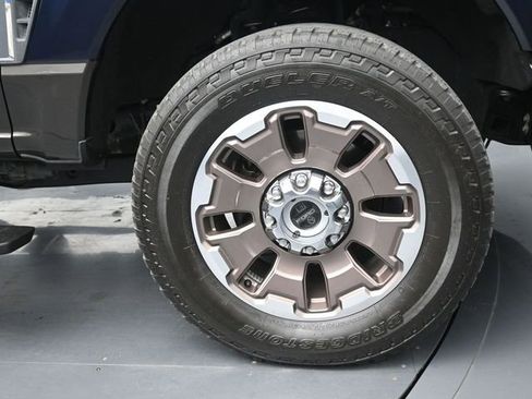 Used 2024 Ford F350 King Ranch AWD/4WD image 39