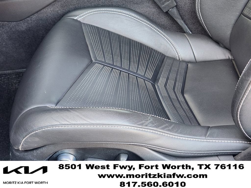 Used 2025 Chevrolet Corvette Stingray Premium Cpe w/ 3LT RWD image 24
